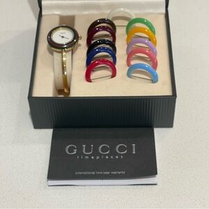 STUNNING DRESSY vintage GUCCI bezel bangle watch gold book and box like new